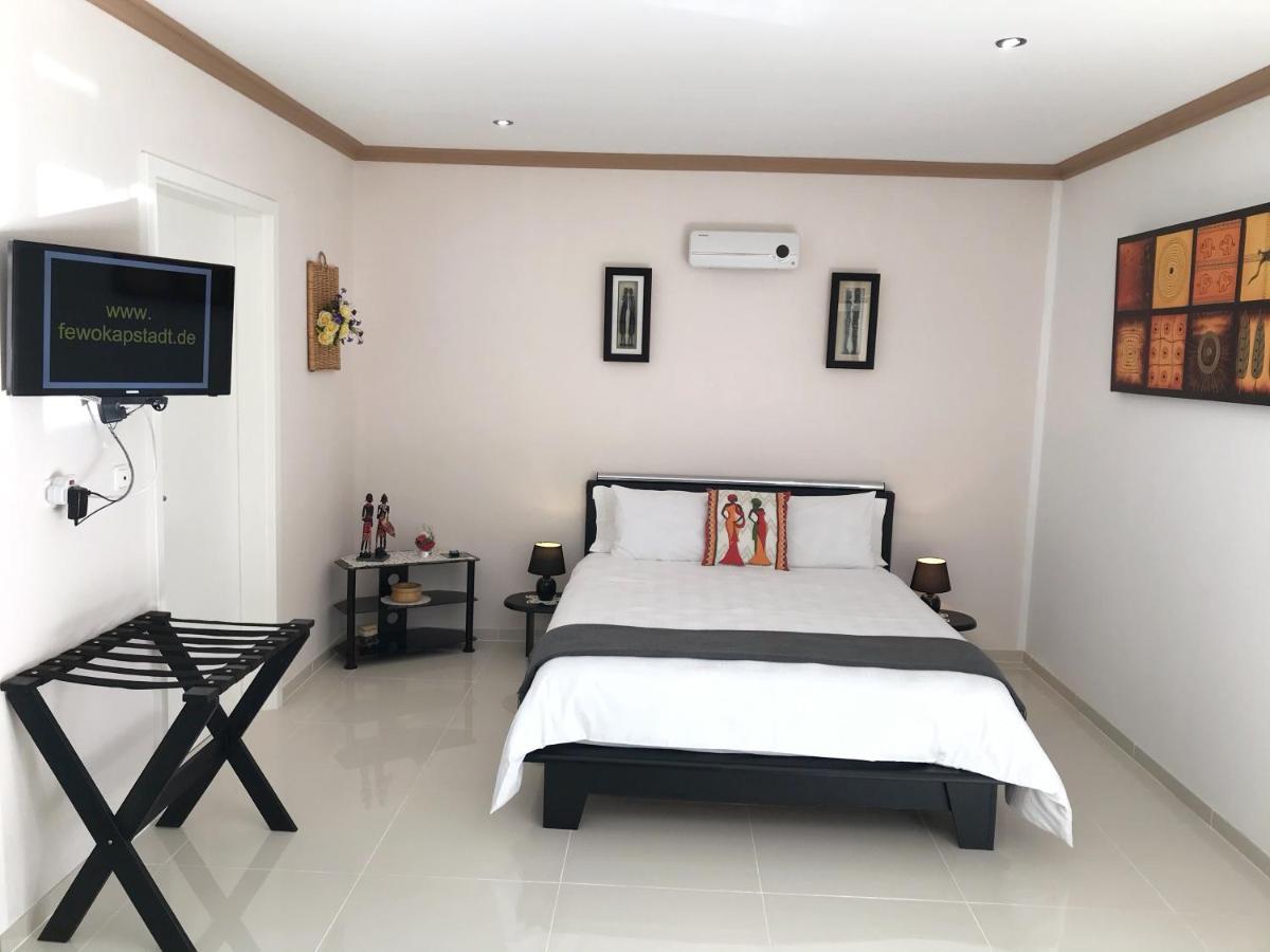 Grenadilla (Adults Only) Apartment คอนสแตนเทีย ภายนอก รูปภาพ