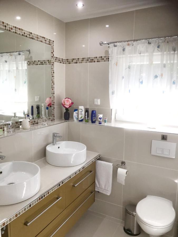 Grenadilla (Adults Only) Apartment คอนสแตนเทีย ภายนอก รูปภาพ