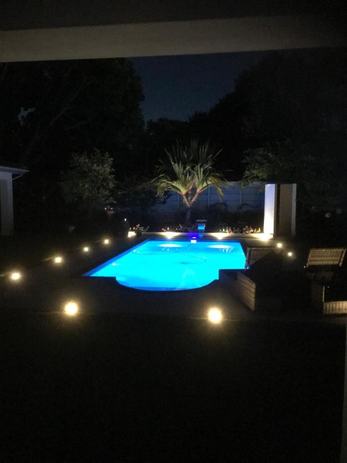 Grenadilla (Adults Only) Apartment คอนสแตนเทีย ภายนอก รูปภาพ